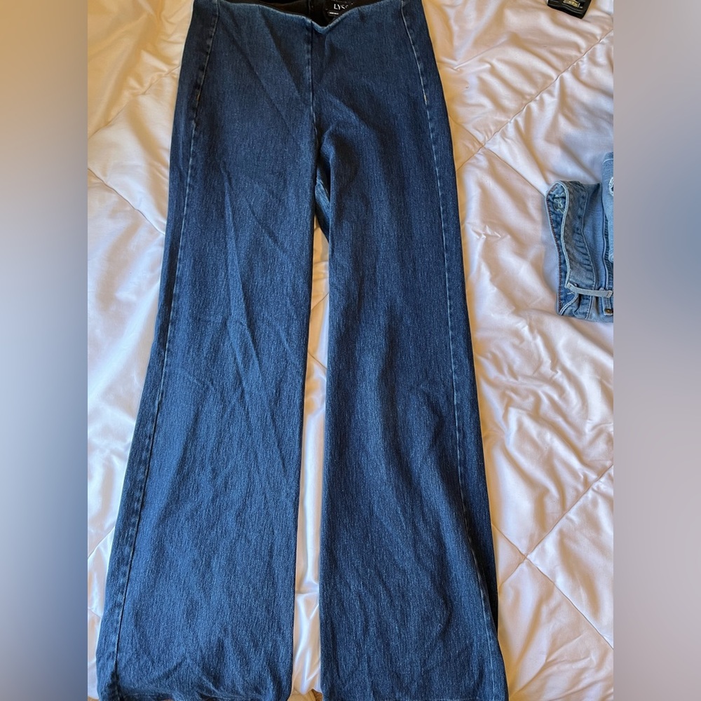 Flared Jeans